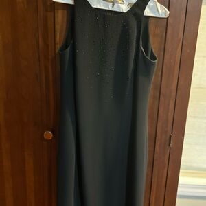 Elegant Black Sleeveless Dress